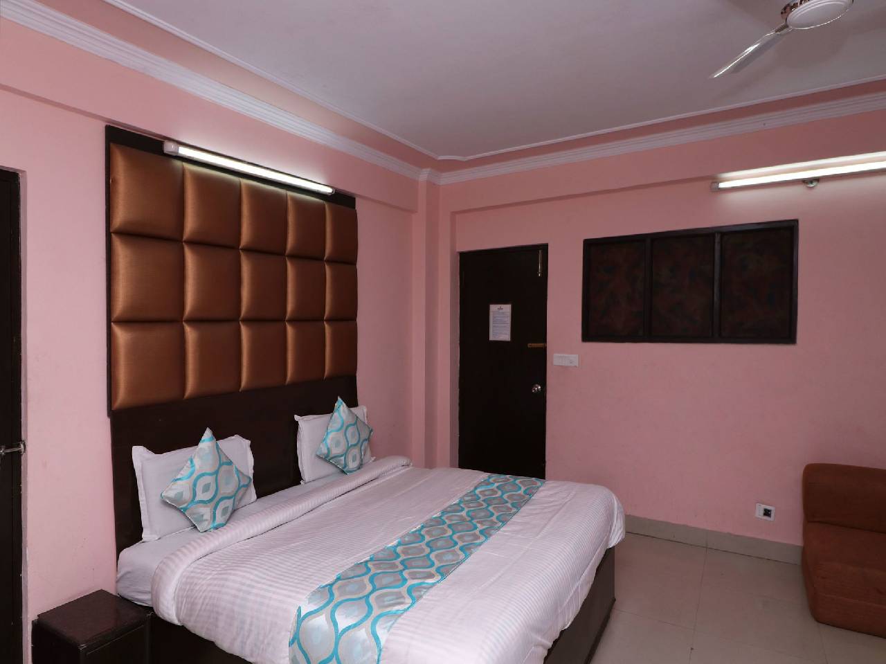 Oyo 1467 Hotel Hill Queen 