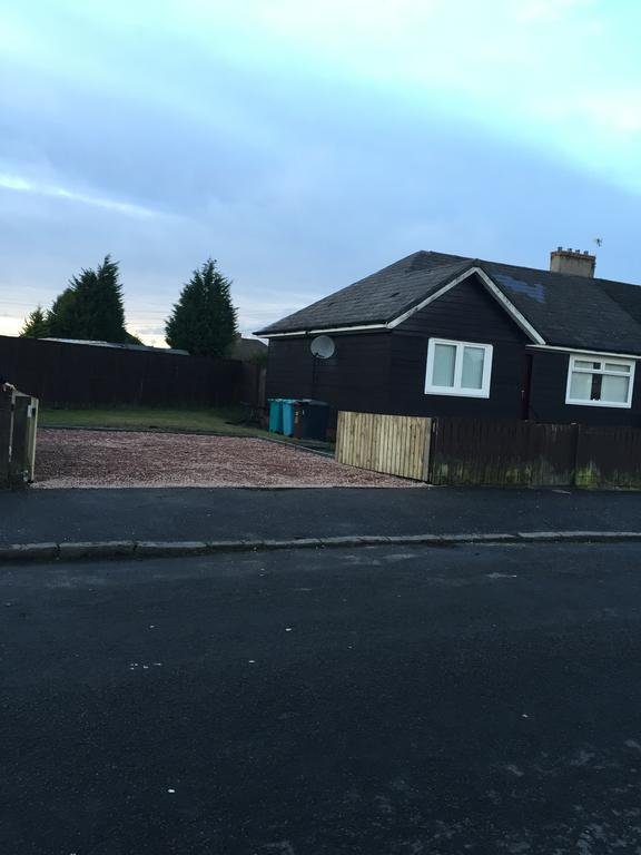 Contractor's House Shotts 