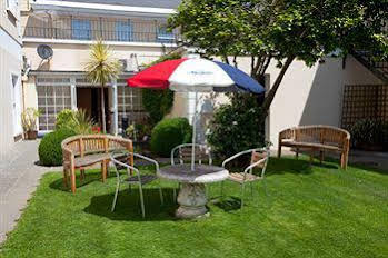 The Metropole Hotel ( متروپول هتل) 