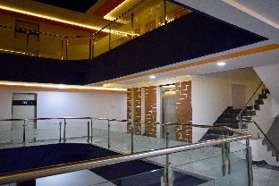 Hotel Hilltop Regency 