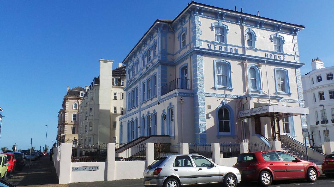 Vernon Guesthouse (ورنون گست هاوس) 