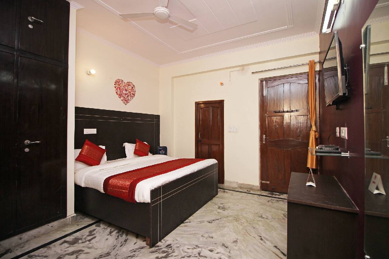 Oyo 9192 Hotel Raghav Residency 