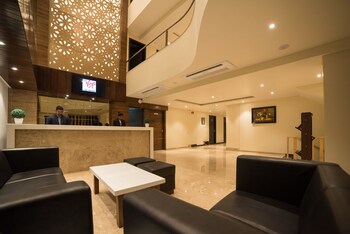 Hotel Virgo Sumeru Reception