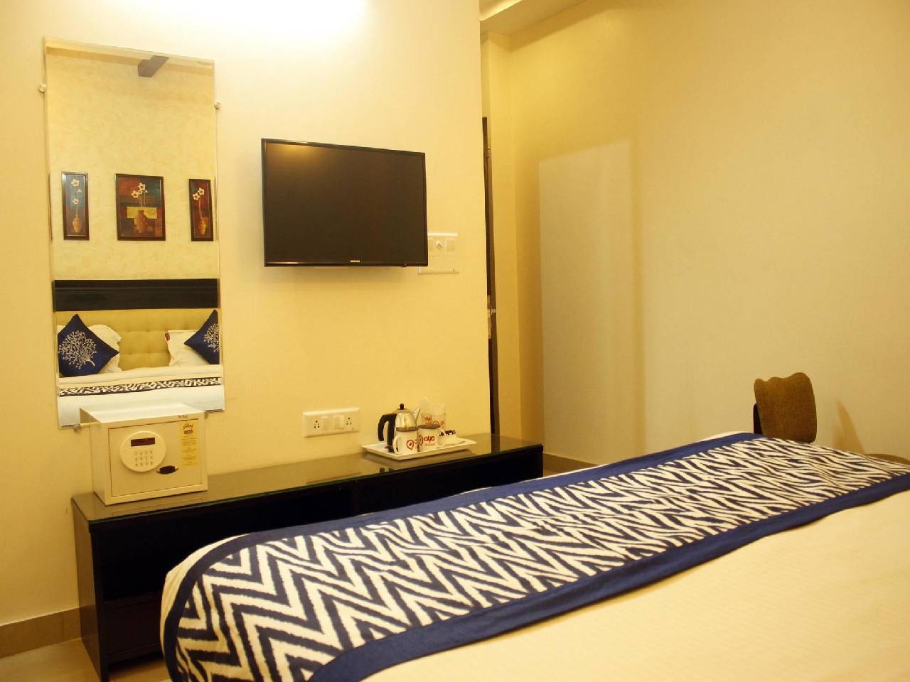Oyo Premium Mukti Dham Rishikesh 
