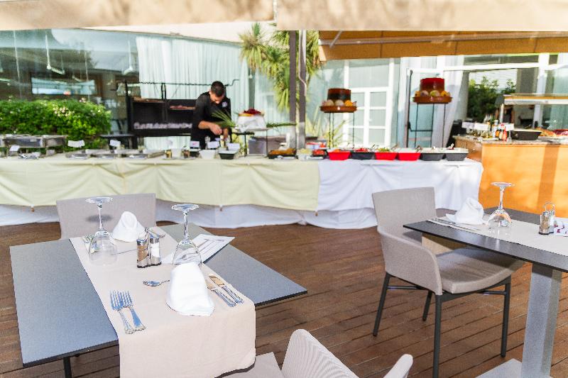 Eix Alzinar Mar Suites Adults Only Restaurant