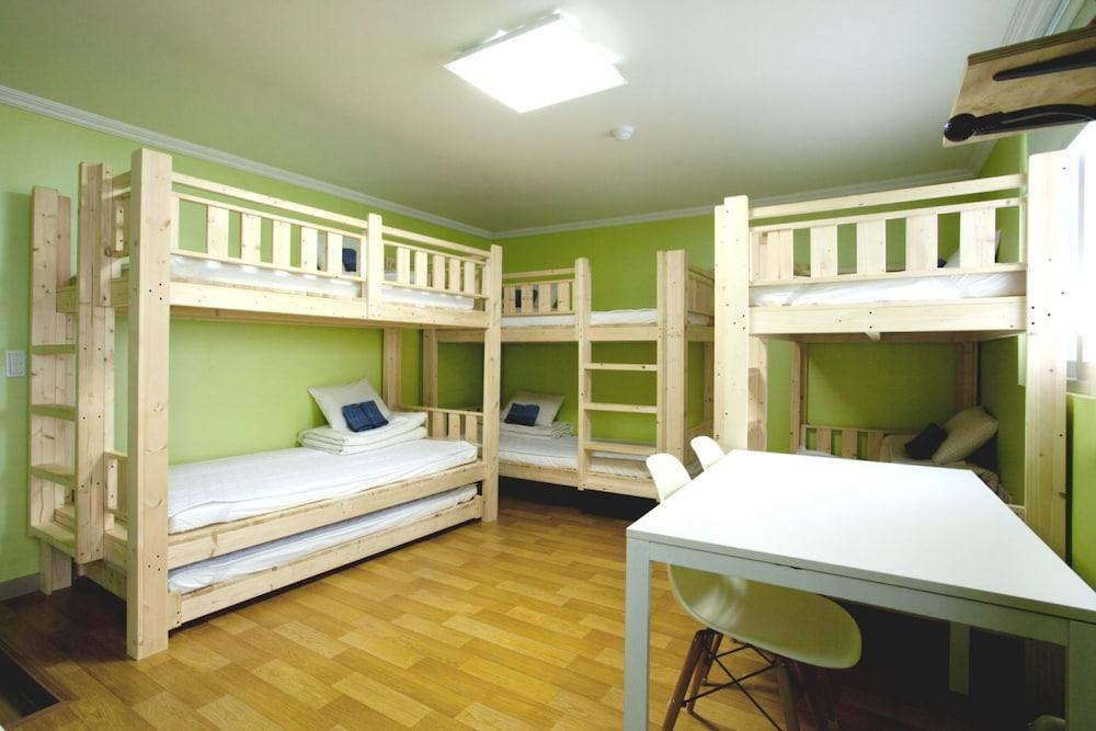 Dalkom Guest House 