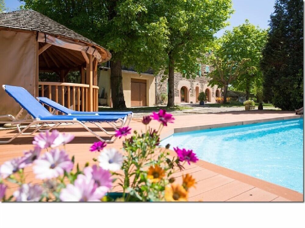 Pipangaille Outdoor Pool