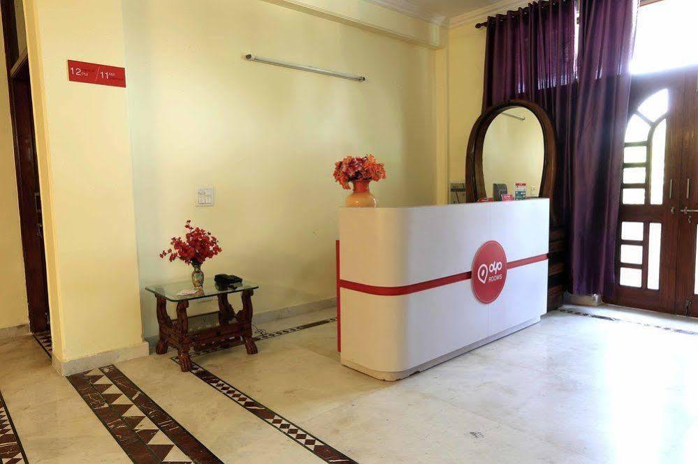 Oyo Rooms Noida Sector 52 Block A 