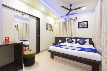 Oyo 10078 Hotel Shriniwas Executive (اویو ۱۰۰۷۸ هتل شرینیواس اگزکیوتیو) Guestroom