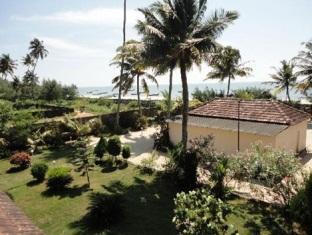 Casamaria Beach Resort 