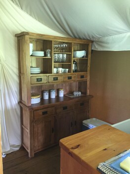 Dawn Chorus Holidays In-Room Kitchen