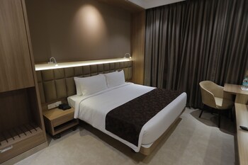 Hotel Radiance 