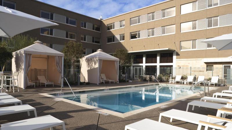 Element Las Vegas Summerlin (المنت لاس وگاس سومرلین) Pool