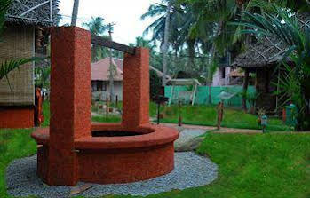 Clafouti Beach Resort 