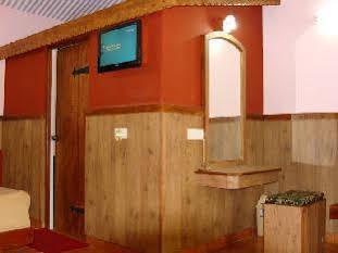Kluney Manor Ooty Resort 