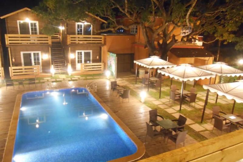 La Vie Woods Pool