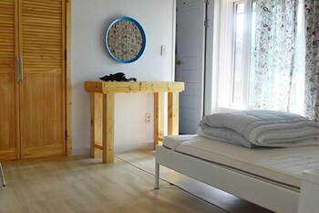 Seogwipo Seongsan Evergreen Pension 