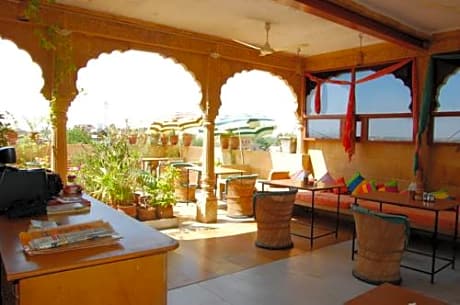 Hotel Pol Haveli 