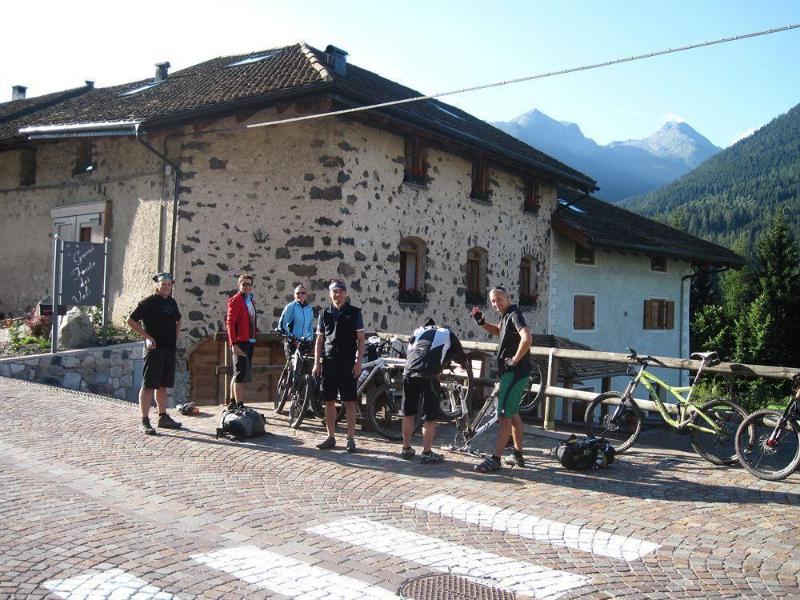 Hotel Garni Fonte Dei Veli (هتل گارنی فونت دی ولی) General view