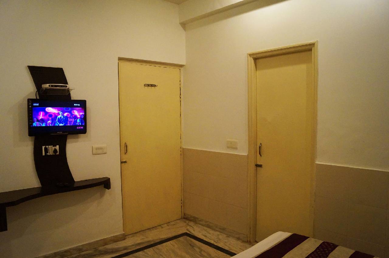 Optimum Sheela Inn @ Taj 