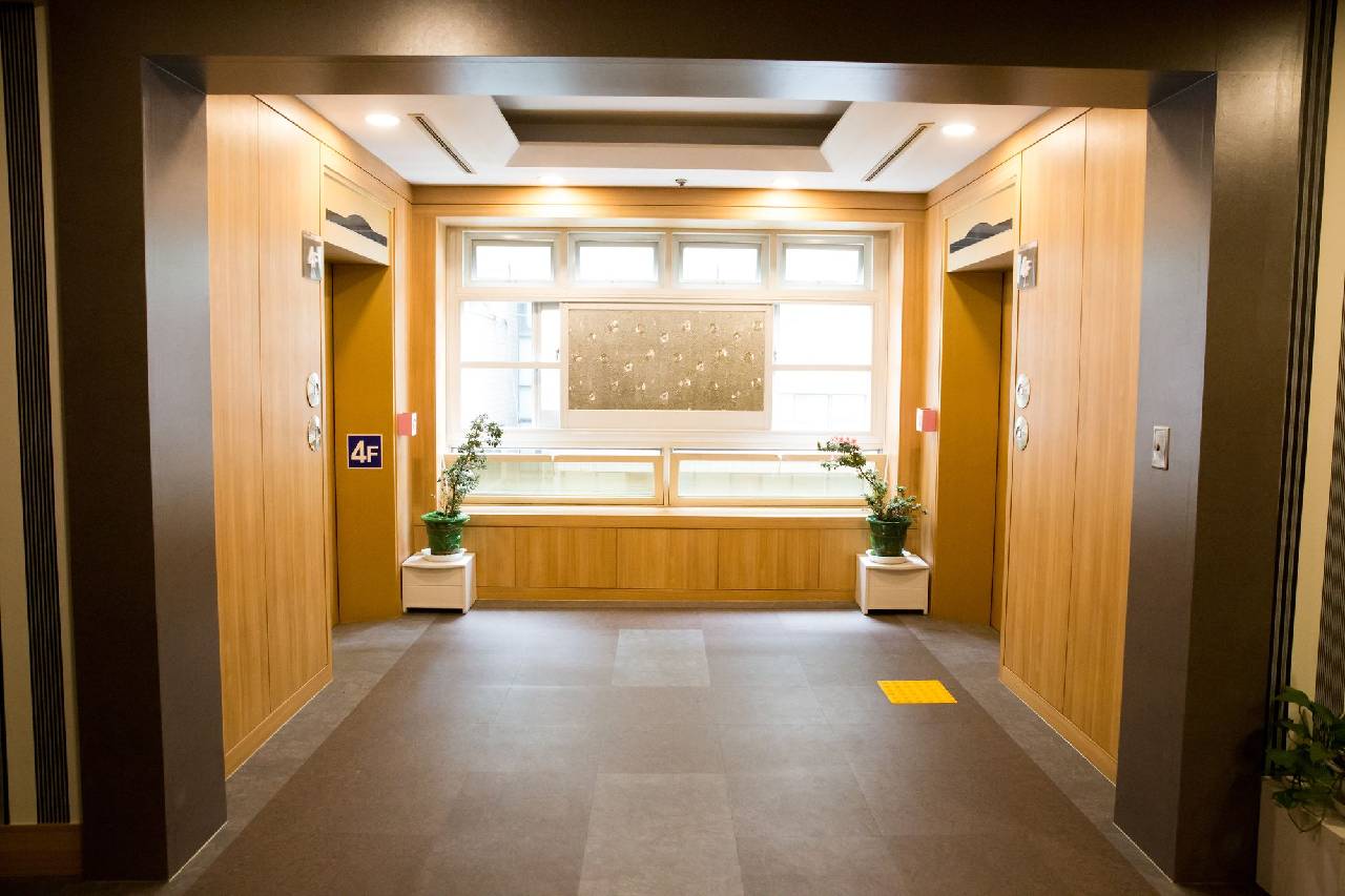Ritz Hostel 