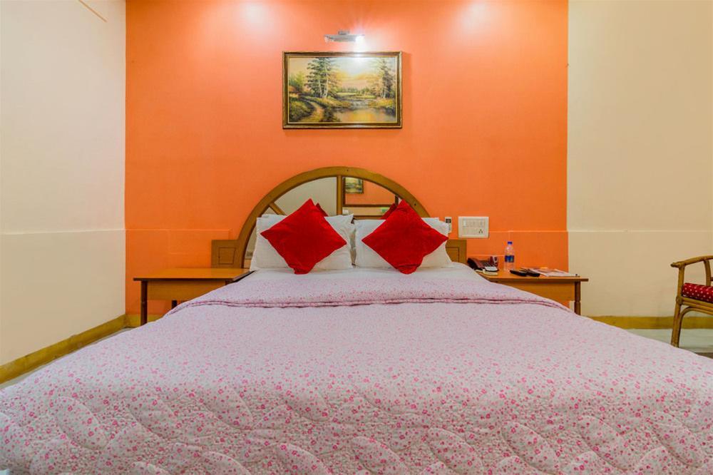 Zo Rooms Juhu Tara Road (زو رومز جوهو تارا رواد) 