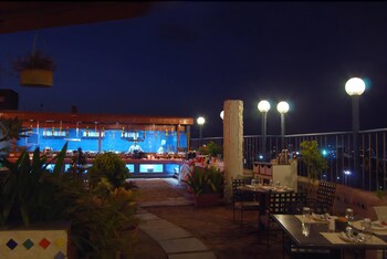 Lords Plaza Surat Property Grounds