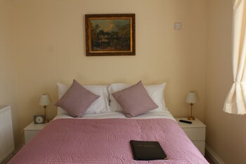 The Chainbridge Inn ( چینبریدج این) Guestroom