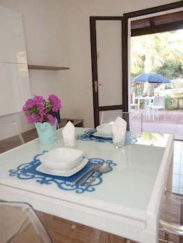 Calasetta Residence (كالاستا رزیدنس) In-Room Dining