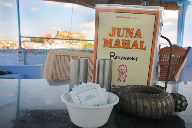 Juna Mahal 