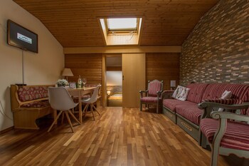 Alpenappartements Living Room