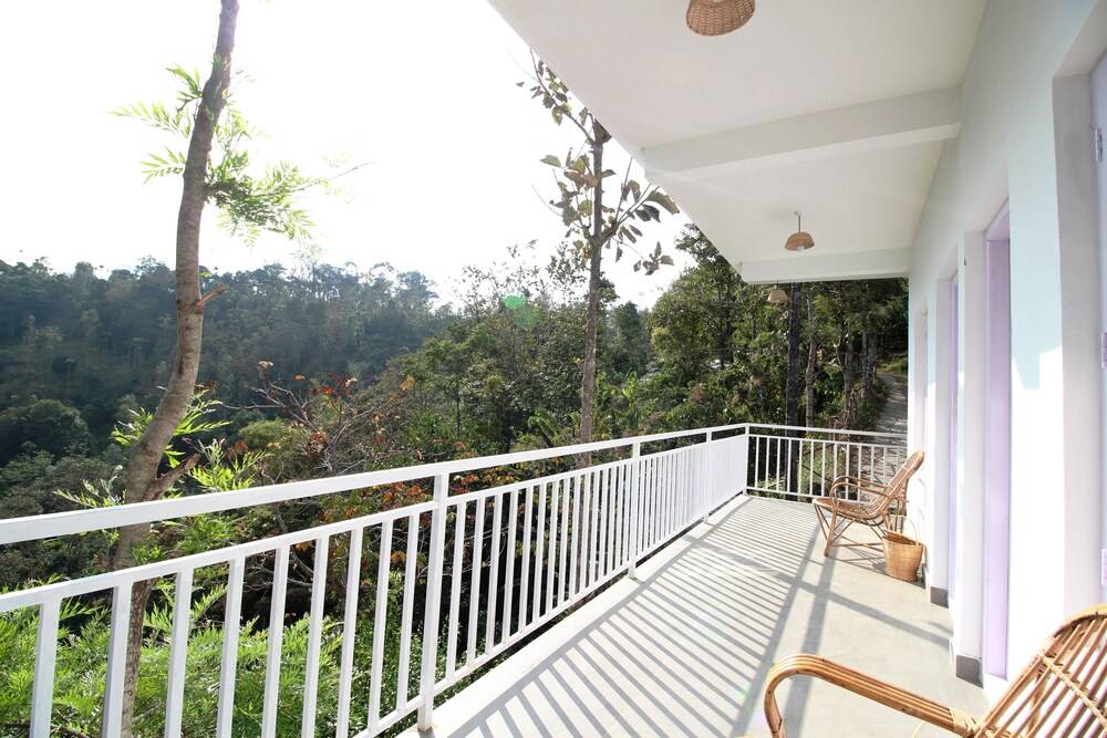 Season7 Nature Resort Balcony