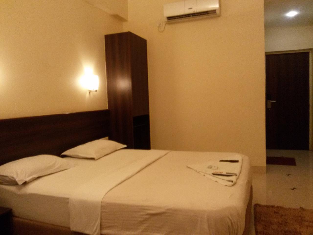 Hotel Elegant 