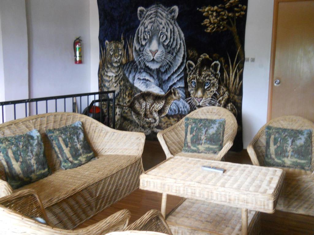 Lagrosa Backpackers 