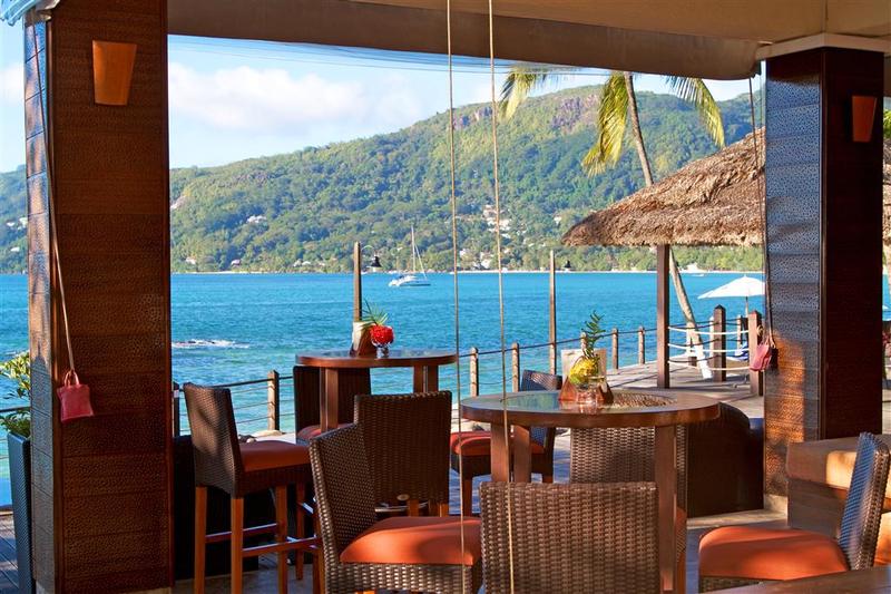 Le Meridien Fisherman's Cove Restaurant