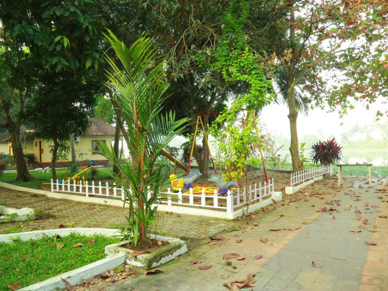 Manjishta Ayurveda Heritage Resort 