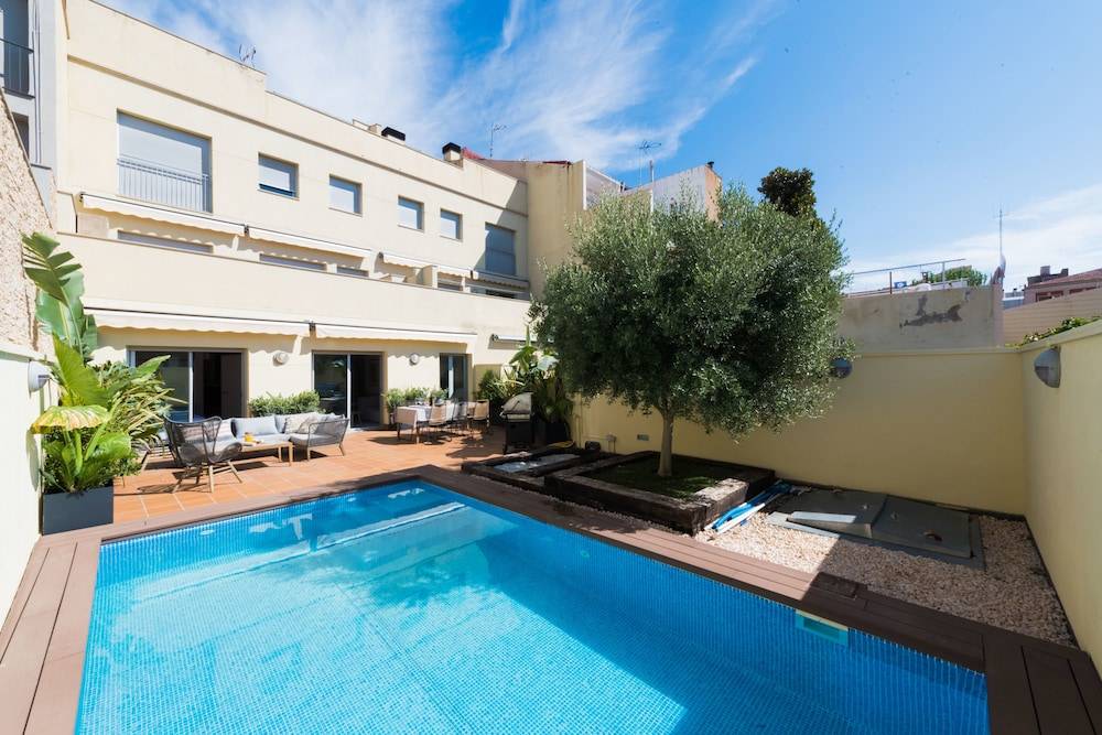 Petit Luxe L'Oasi D'Egara - Terrassa, Spain - Snaptravel ...