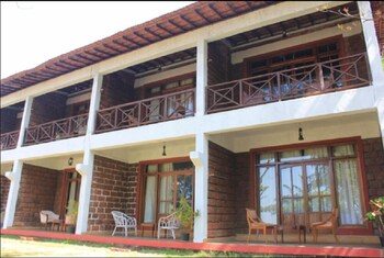 Lotus Eco Beach Resort Murud 