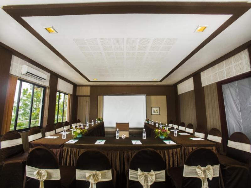 Grand Palace Hotel & Spa Yercaud 