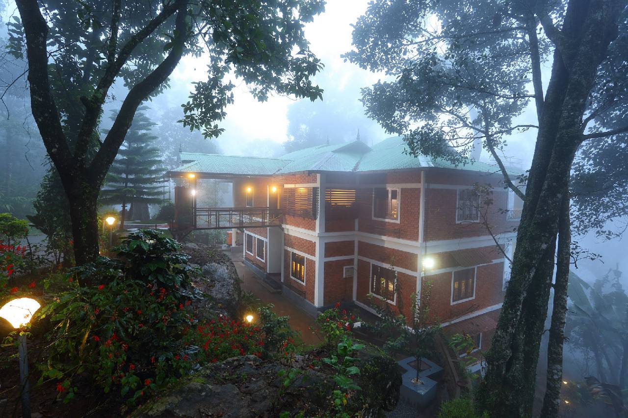 Madhumanthra Resort 