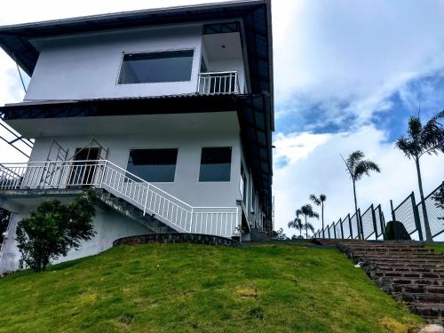 The Lakeview Munnar 