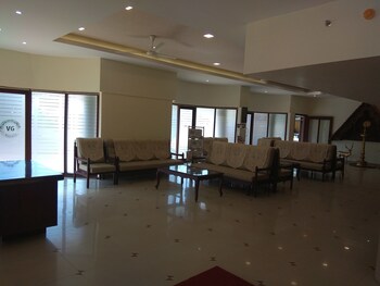 Alleppey Prince Hotel (آلپی پرینس هتل) Lobby Lounge