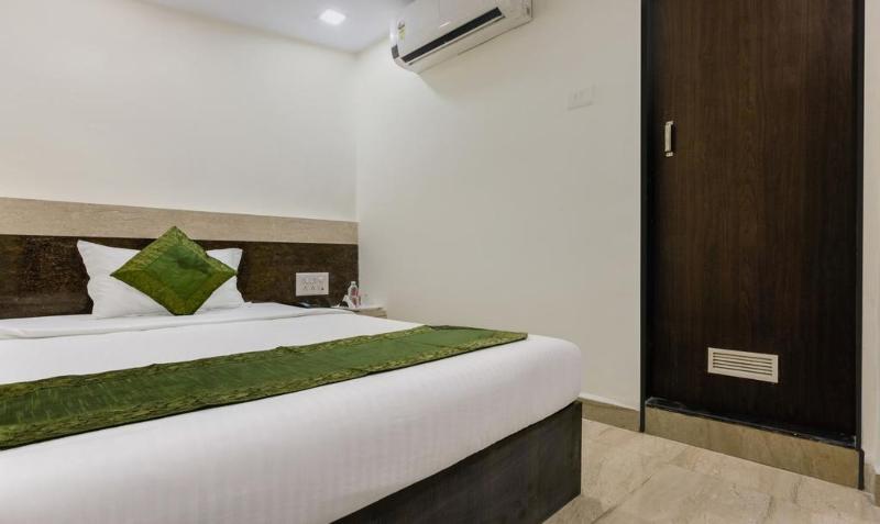 Fabhotel Ashir Inn Marol Room