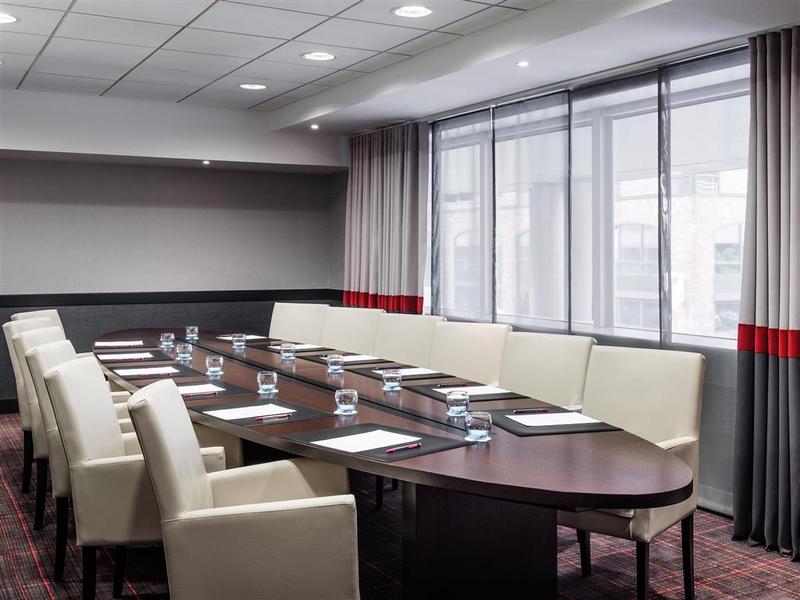 Mercure Paris La Défense Grande Arche Conferences