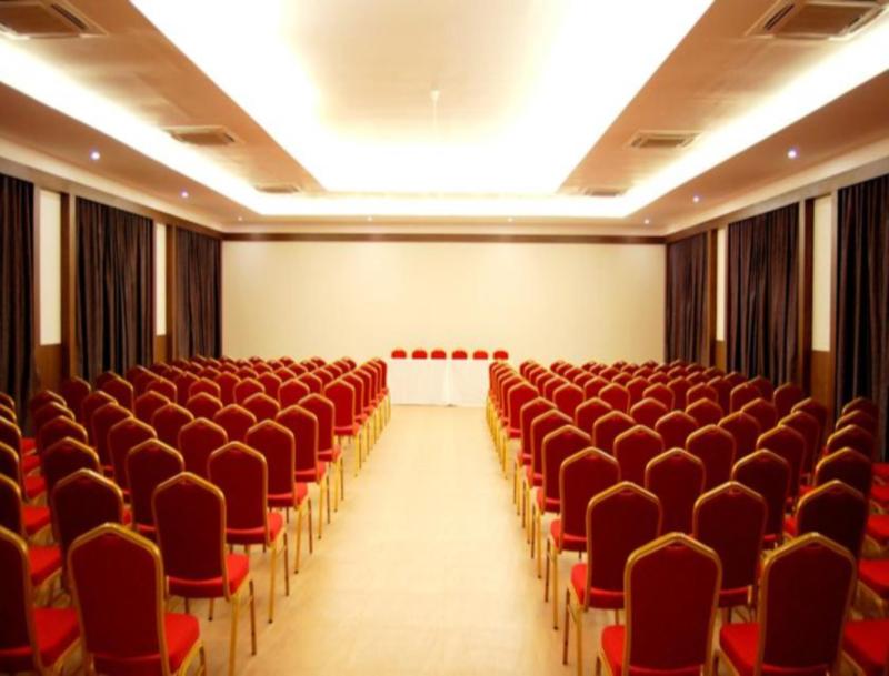 Green Leaf Resort & Spa Ganpatipule 