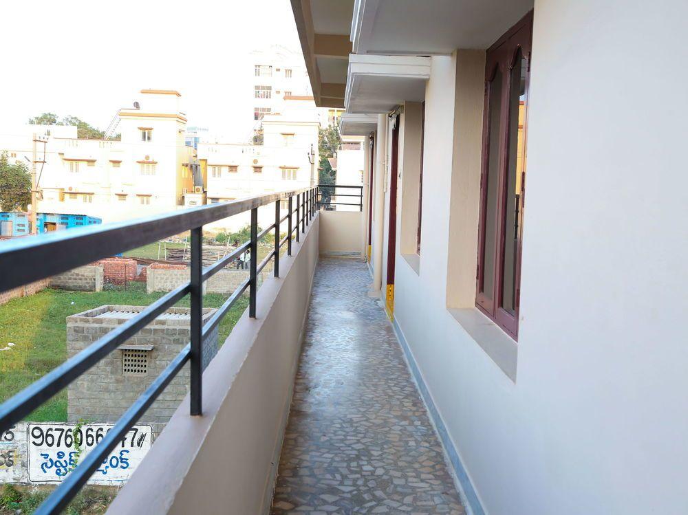 Oyo 7141 Ss Guest House 