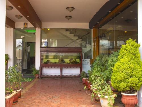 Oyo 3217 Kurinji Residency 