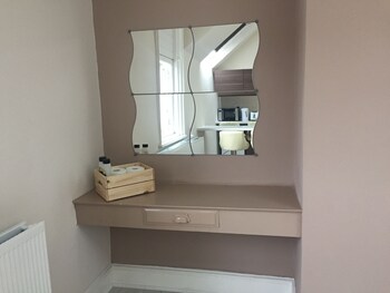 Regency Guesthouse Manchester Guestroom
