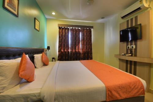 Oyo 10909 Sunrise Inn 