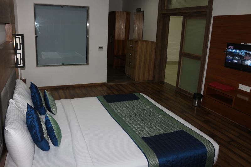 Hotel Aju Palace Neemrana 